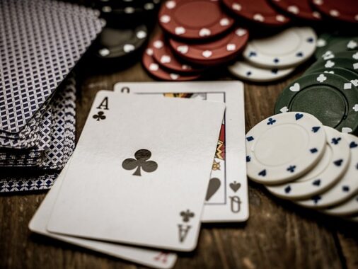 The Rise of Mobile Casinos: How Your Smartphone Became a Slot Machine